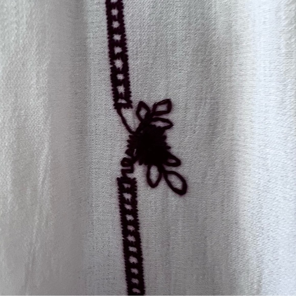 NWT Current Air Embroidered Tunic Dress in Cream and Burgundy size Small - Picture 11 of 15